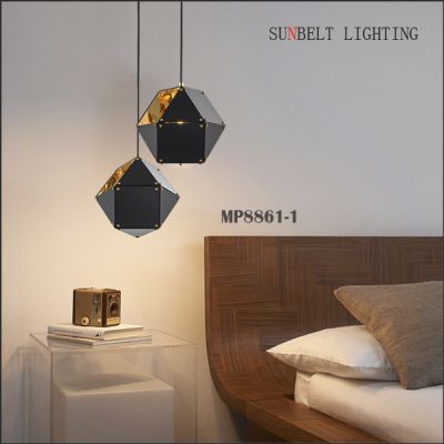 Box shaped pendant lamp